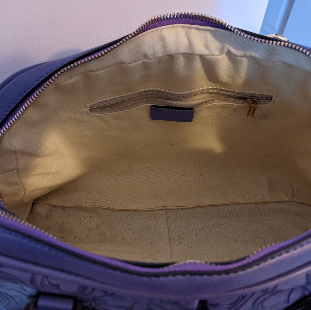 Purse - Picture 2 of 4